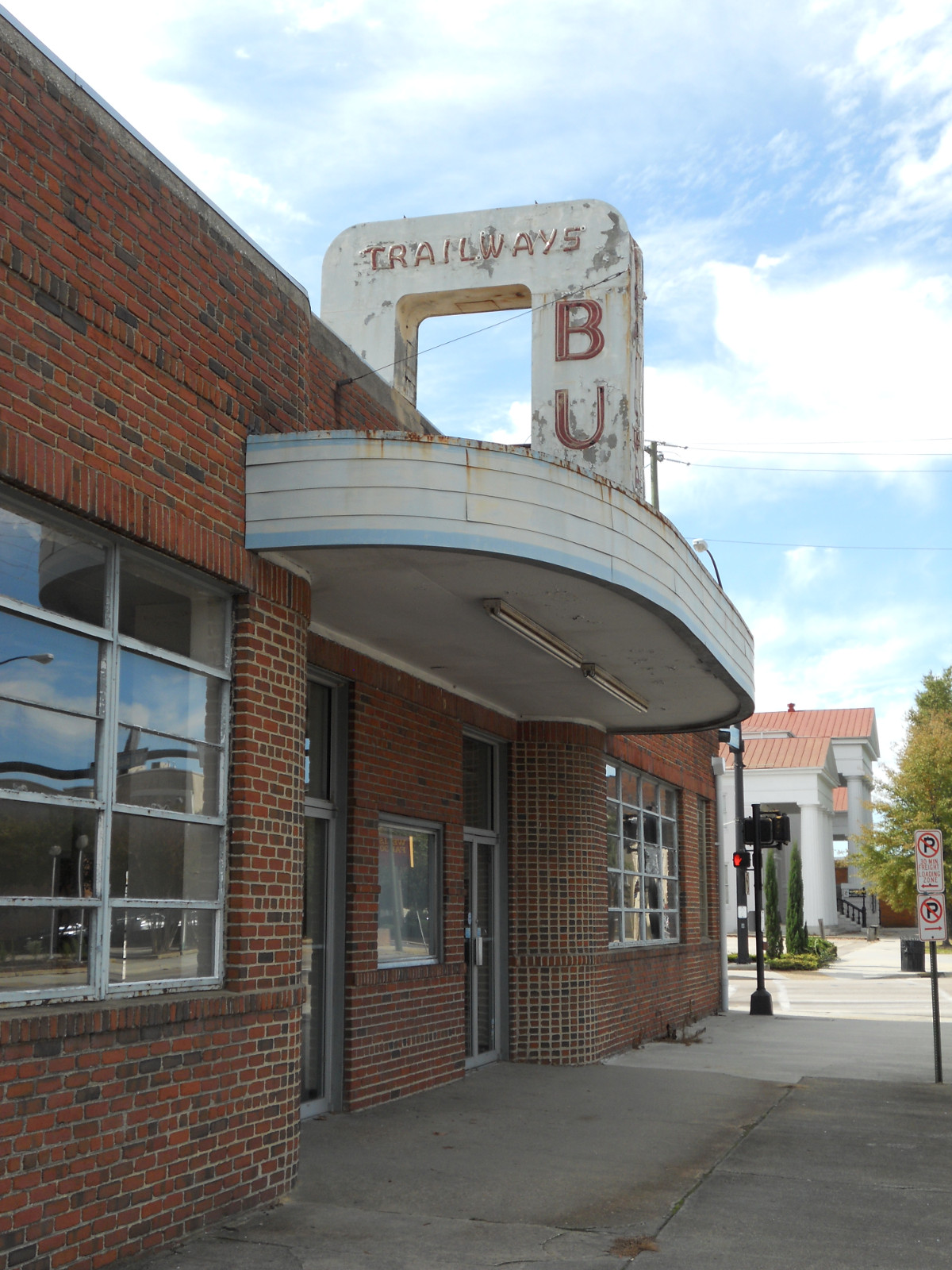 [Phót~ó cré~dít: M~árc W~ágñé~r/DHR~, 2014]